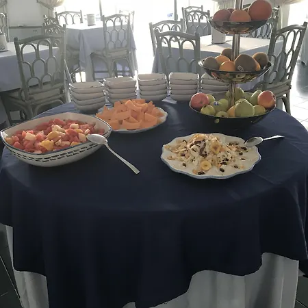 Otel Hotel Holiday Băile Herculane