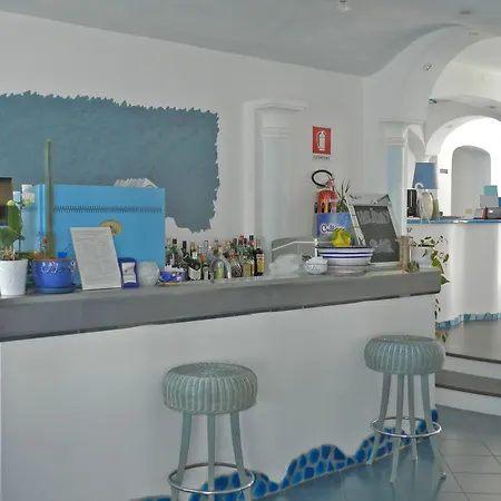 Otel Hotel Holiday 3*