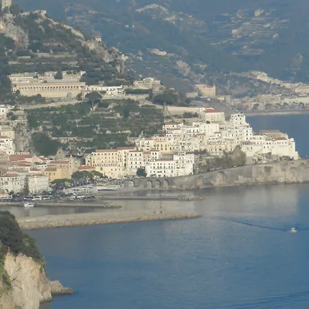 Hotel Holiday 3* Băile Herculane