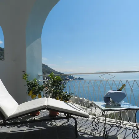 Hotel Holiday Hotel
