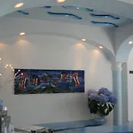 Hotel Holiday 3*