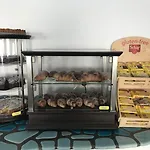 Hotel Holiday فندق برايانو