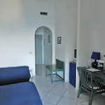 Hotel Holiday فندق 3*