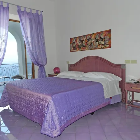 Hotel Hotel Holiday