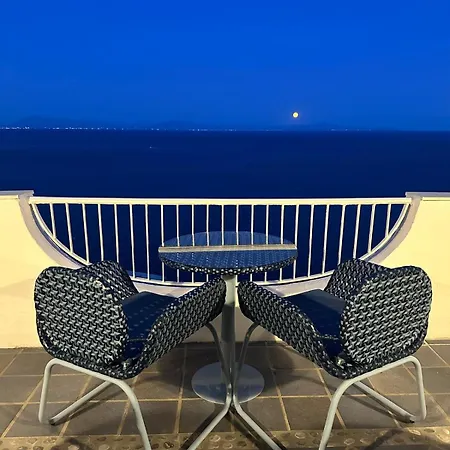 Hotell Hotel Holiday Praiano