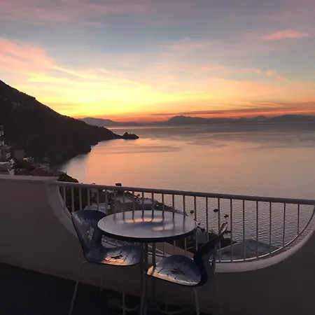 Hotel Hotel Holiday Praiano