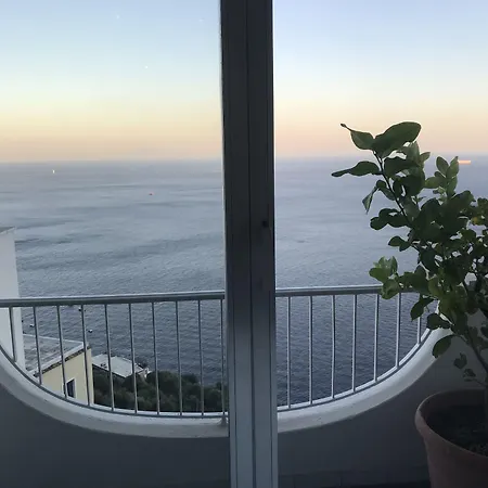 Hotel Holiday Hotel