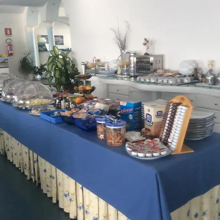 假日酒店