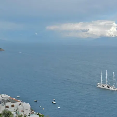 Hotel Holiday Hotell 3*