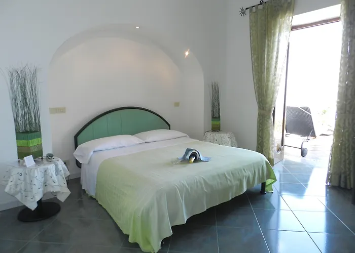 Ξενοδοχείο Hotel Holiday Praiano
